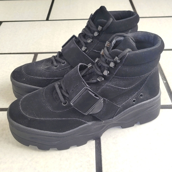 Design Lab Lord & Taylor Shoes - NWOT Design lab sneaker boots